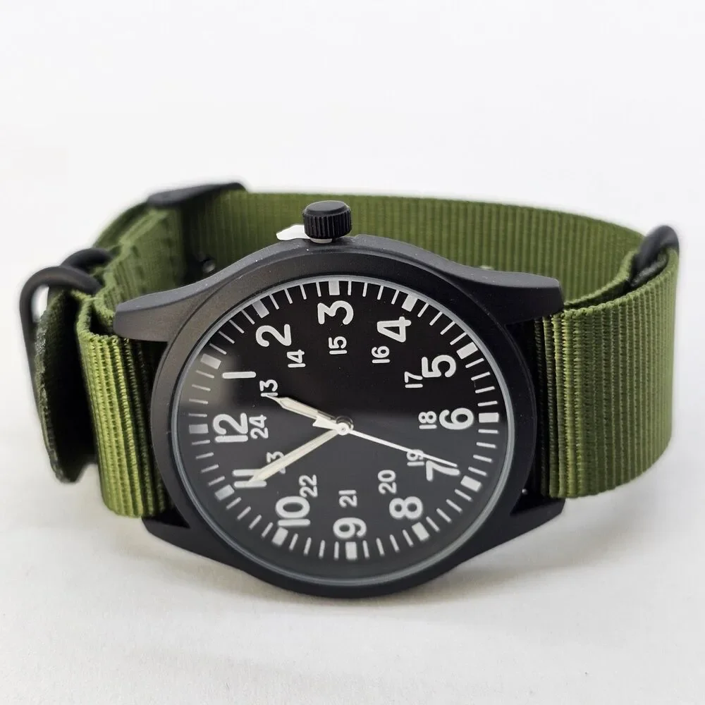 Men's Field Easy‎ Read Watch 42MM Black Dial Army Green Nylon Band Strap